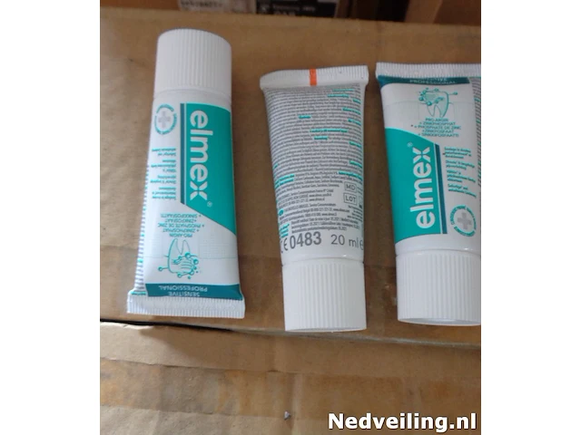 200x elmex sensitive professional tandpasta mini 20ml - afbeelding 2 van  3