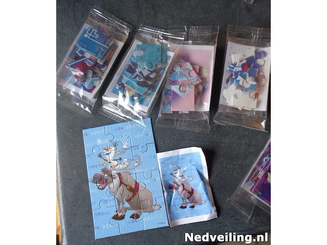 200x mini puzzel frozen - afbeelding 1 van  9