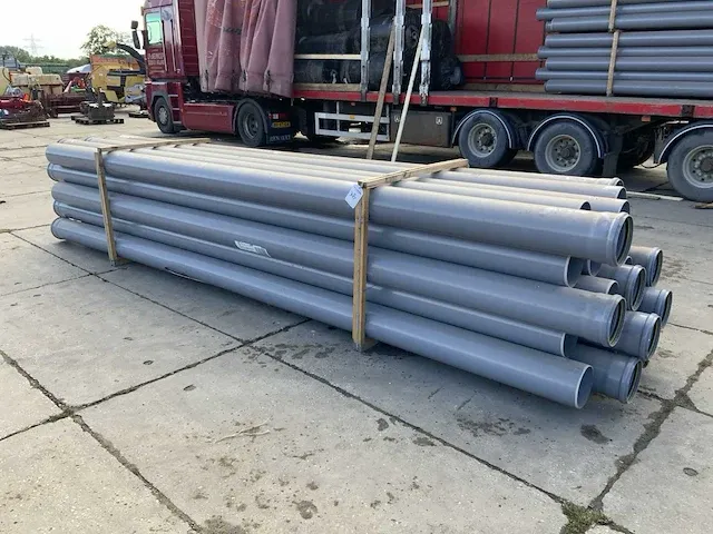 200x4,9x5000 mm pvc buis (24x) - afbeelding 1 van  8