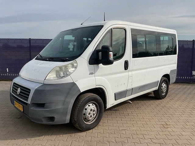 2010 - fiat - ducato combinato - 30 2.3 mj kh1 - personenauto - afbeelding 1 van  13