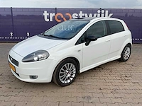 2010 - fiat - grande punto - 1.4 nerobianco - personenauto - afbeelding 1 van  16