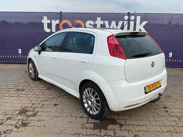 2010 - fiat - grande punto - 1.4 nerobianco - personenauto - afbeelding 10 van  16