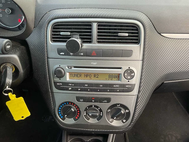2010 - fiat - grande punto - 1.4 nerobianco - personenauto - afbeelding 16 van  16