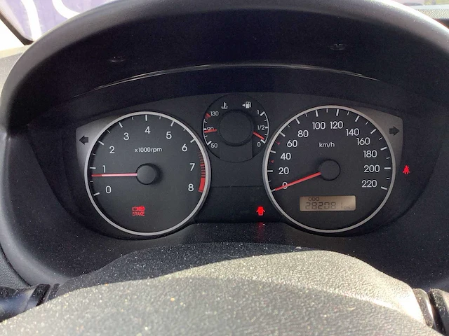 2010 - hyundai - i20 - 1.4i dynamic - personenauto - afbeelding 2 van  12