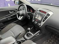 2010 - kia - cee'd - 1.4 cvvt seven - personenauto - afbeelding 12 van  14