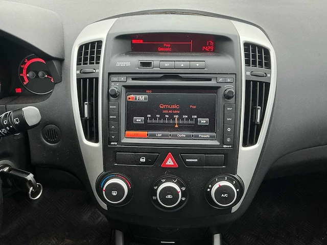 2010 - kia - cee'd - 1.4 cvvt seven - personenauto - afbeelding 13 van  14