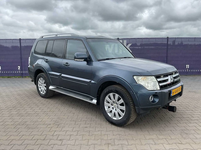 2010 - mitsubishi - pajero - 3.2 di-d instyle sw - bedrijfswagen - afbeelding 12 van  19