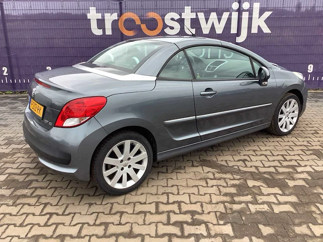 2010 - peugeot - 207 cc - 1.6 vti roland g. - personenauto - afbeelding 12 van  16