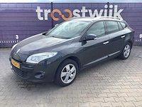 2010 - renault - mégane estate - 1.4 tce dynamique - personenauto - afbeelding 1 van  13