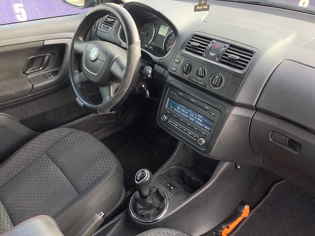2010 - skoda - fabia combi - 1.2 tdi greenline - personenauto - afbeelding 9 van  12