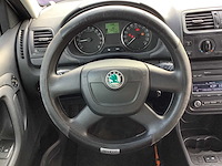 2010 - skoda - fabia combi - 1.2 tdi greenline - personenauto - afbeelding 11 van  12