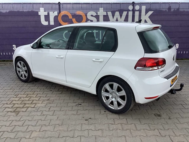 2010 - volkswagen - golf - 1.2 tsi highl. bluem - personenauto - afbeelding 7 van  13