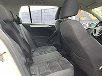 2010 - volkswagen - golf - 1.2 tsi highl. bluem - personenauto - afbeelding 10 van  13