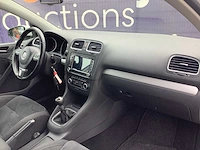 2010 - volkswagen - golf - 1.2 tsi highl. bluem - personenauto - afbeelding 11 van  13