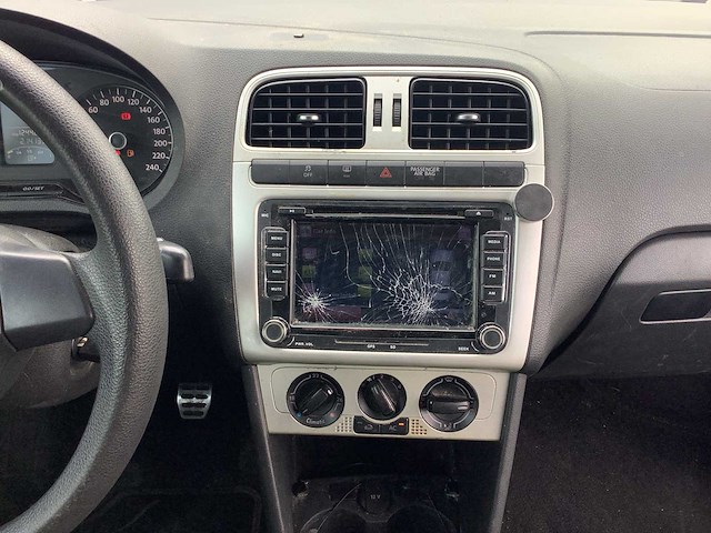 2010 - volkswagen - polo - 1.2 easyline - personenauto - afbeelding 13 van  13