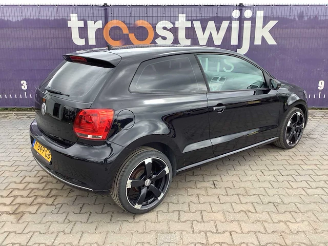 2010 - volkswagen - polo - 1.2 easyline - personenauto - afbeelding 8 van  13