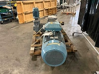 2010 abb / sew-eurodrive - 2010 - elektromotor met vertragingskast - afbeelding 10 van  15