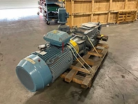 2010 abb / sew-eurodrive - 2010 - elektromotor met vertragingskast - afbeelding 13 van  15