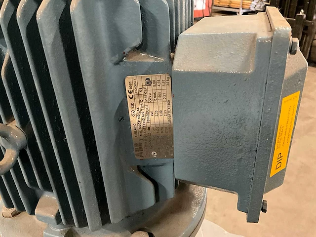 2010 abb / sew-eurodrive elektromotor met vertragingskast - afbeelding 3 van  14