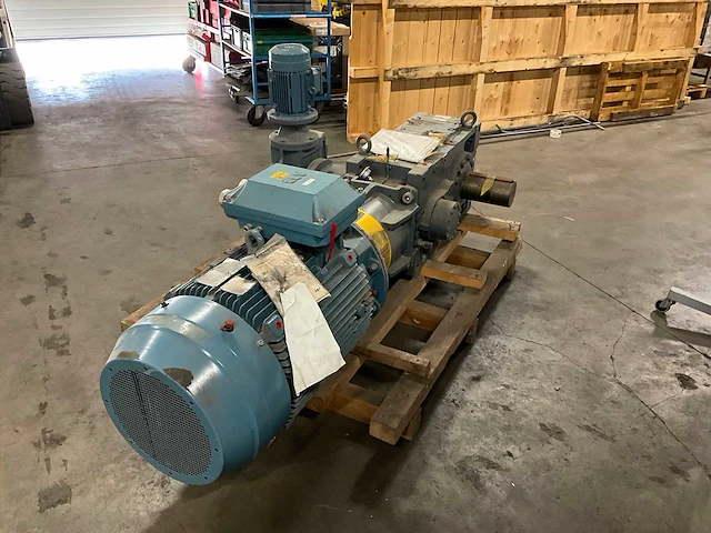 2010 abb / sew-eurodrive elektromotor met vertragingskast - afbeelding 11 van  14