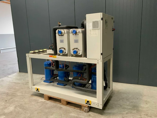 2010 aermec nlw0600 chiller warmtepomp - afbeelding 4 van  8