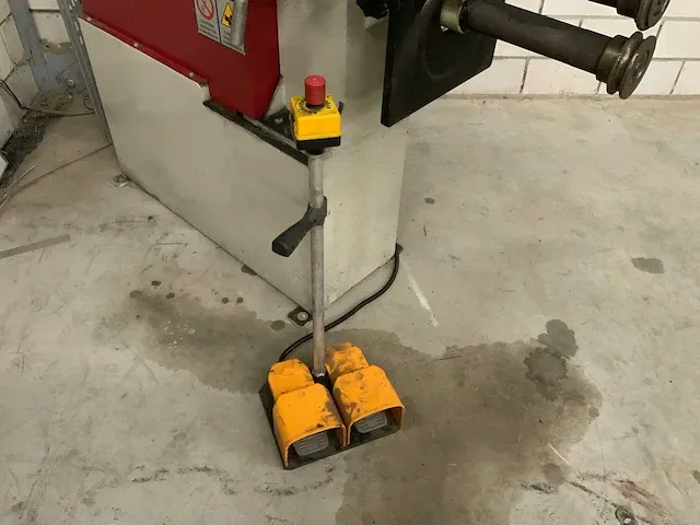 2010 akayapak akm-250 akbend voormachine - afbeelding 6 van  11
