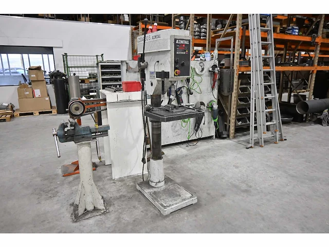 2010 alzmetall alzstar 30/s kolomboormachine - afbeelding 1 van  10