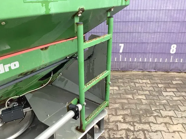 2010 amazone profis hydro kunstmeststrooier - afbeelding 11 van  11