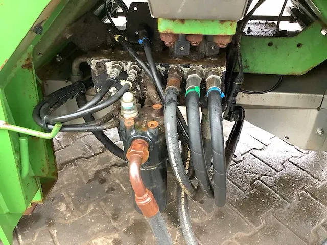 2010 amazone profis hydro kunstmeststrooier - afbeelding 6 van  11