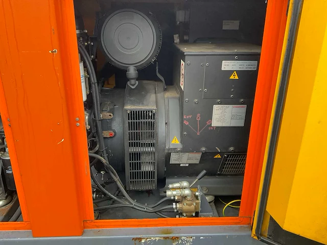2010 atlas copco qas 100 stroom aggregaat - afbeelding 6 van  18