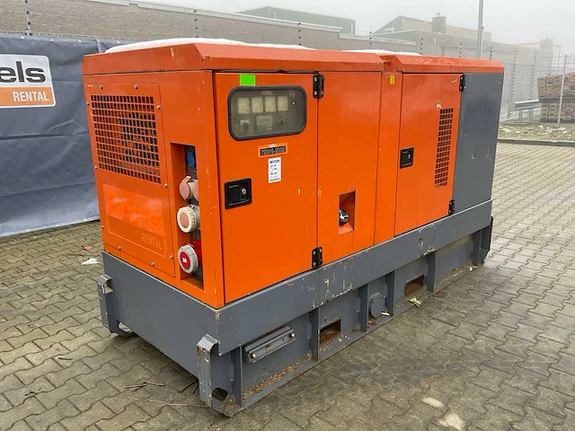 2010 atlas copco qas 100 stroom aggregaat - afbeelding 11 van  18