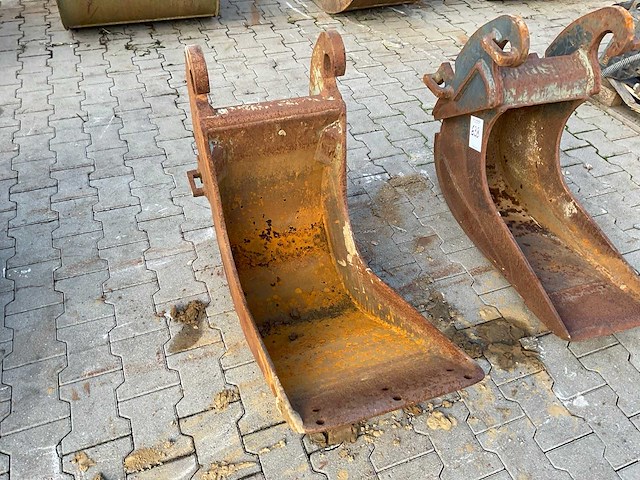 2010 bb-3.5-400 graafbak - afbeelding 2 van  5