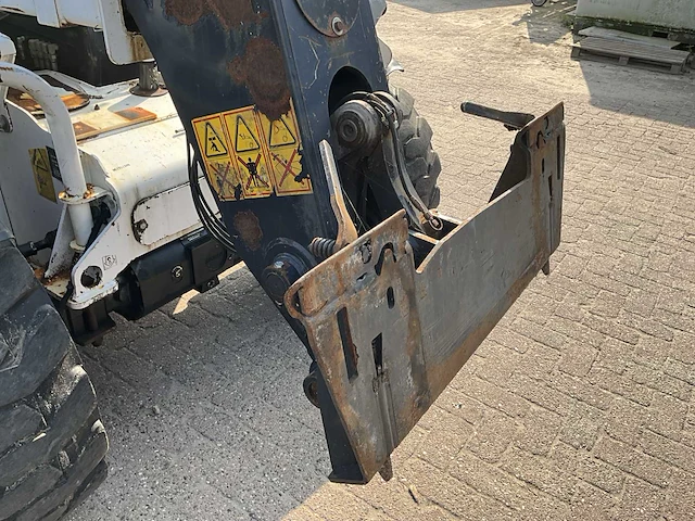 2010 bobcat t2250 verreiker - afbeelding 17 van  30