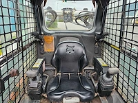 2010 bobcat t650 schranklader - afbeelding 4 van  32