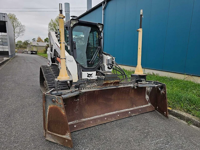 2010 bobcat t650 schranklader - afbeelding 30 van  32