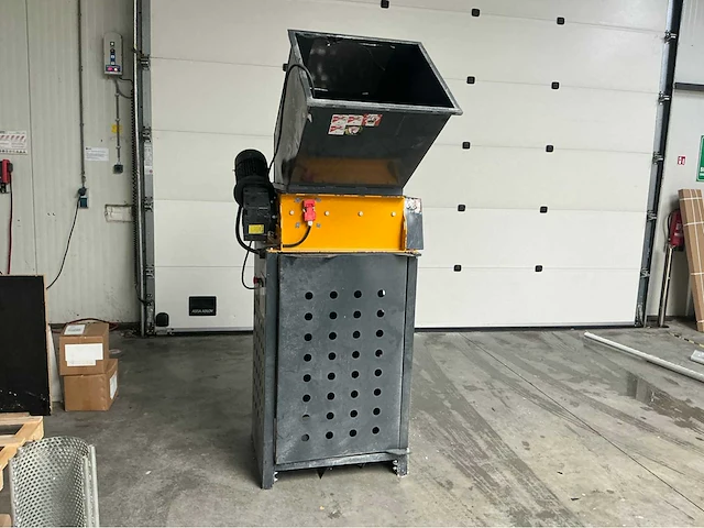 2010 bramidan shredder - afbeelding 11 van  18