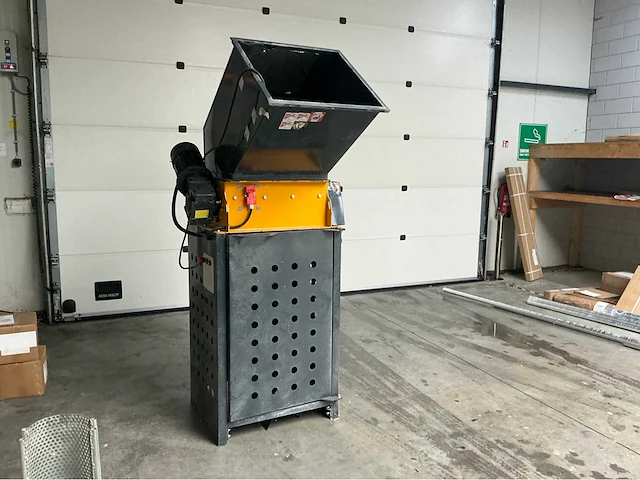 2010 bramidan shredder - afbeelding 15 van  18