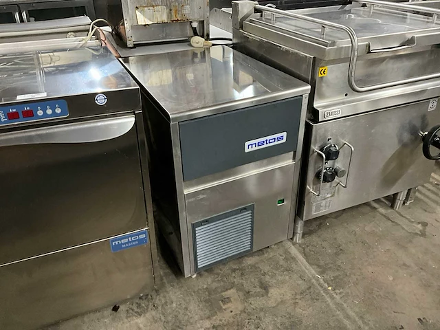 2010 brema gb 902 a-q crushed ijsmachine - afbeelding 1 van  7