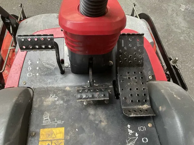 2010 castelgarden xm 140 hd zitmaaier - afbeelding 12 van  13