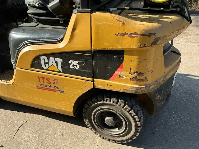 2010 caterpillar gp25n vorkheftruck - afbeelding 21 van  30