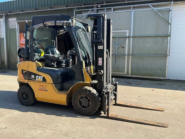 2010 caterpillar gp25n vorkheftruck - afbeelding 23 van  30