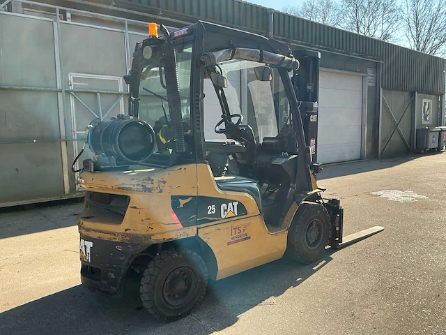2010 caterpillar gp25n vorkheftruck - afbeelding 26 van  30