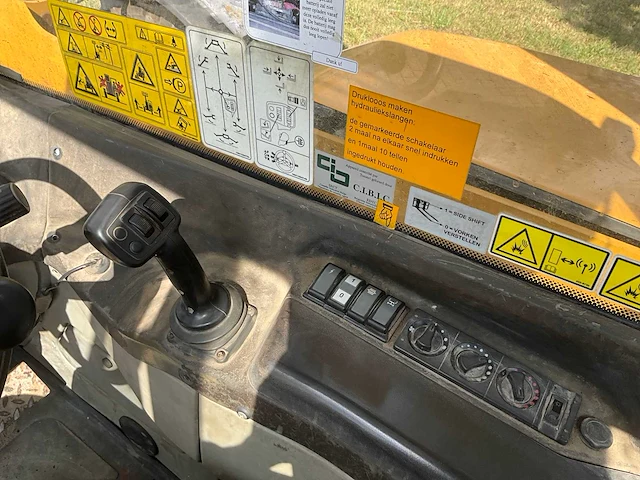 2010 caterpillar th 514 verreiker - afbeelding 9 van  22
