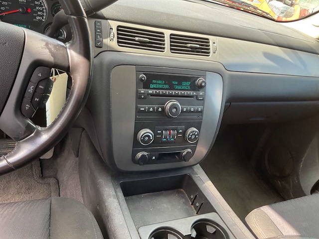 2010 chevrolet suburban suv personenauto - afbeelding 10 van  15