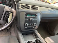 2010 chevrolet suburban suv personenauto - afbeelding 10 van  15