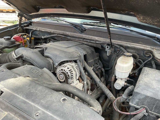 2010 chevrolet suburban suv personenauto - afbeelding 12 van  15