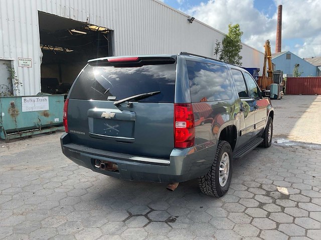 2010 chevrolet suburban suv personenauto - afbeelding 5 van  15