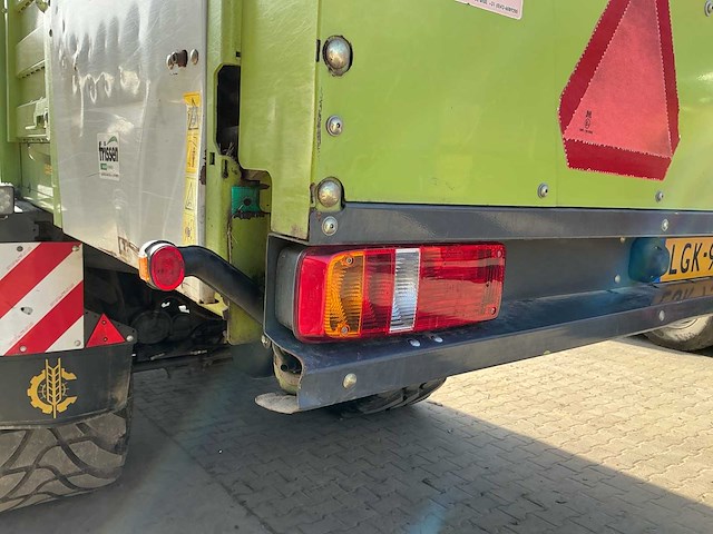2010 claas cargos 9500 opraapwagen - afbeelding 14 van  46