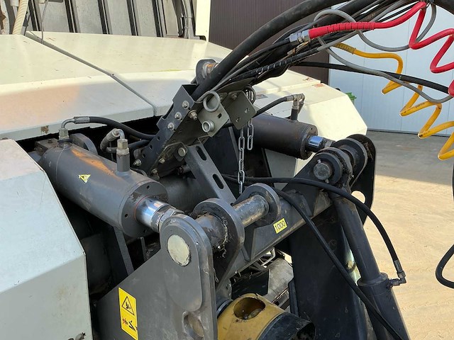 2010 claas cargos 9500 opraapwagen - afbeelding 45 van  46