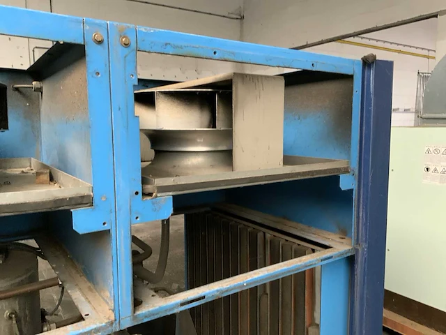 2010 compair d50hsr-10a olievrije compressor - defect - afbeelding 8 van  10